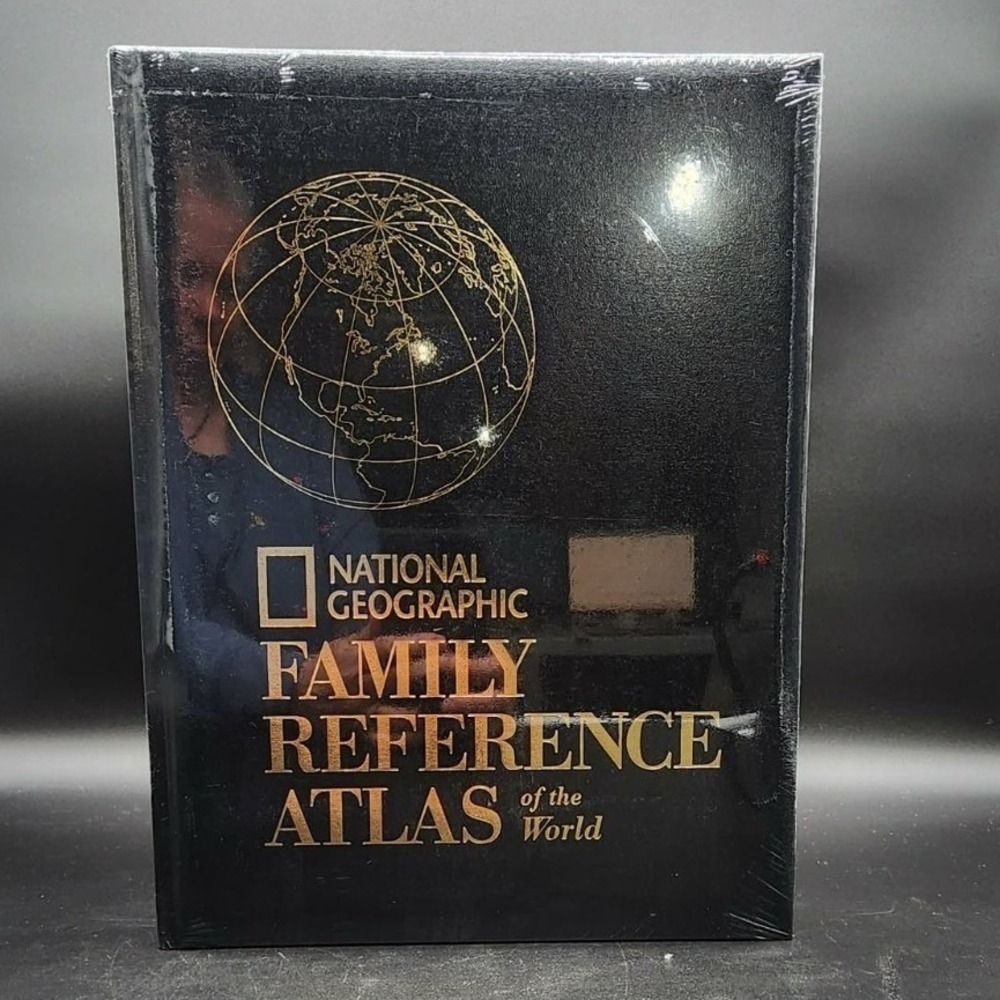 National Geographic Family Reference Atlas of the World Hardcover New Old Stock